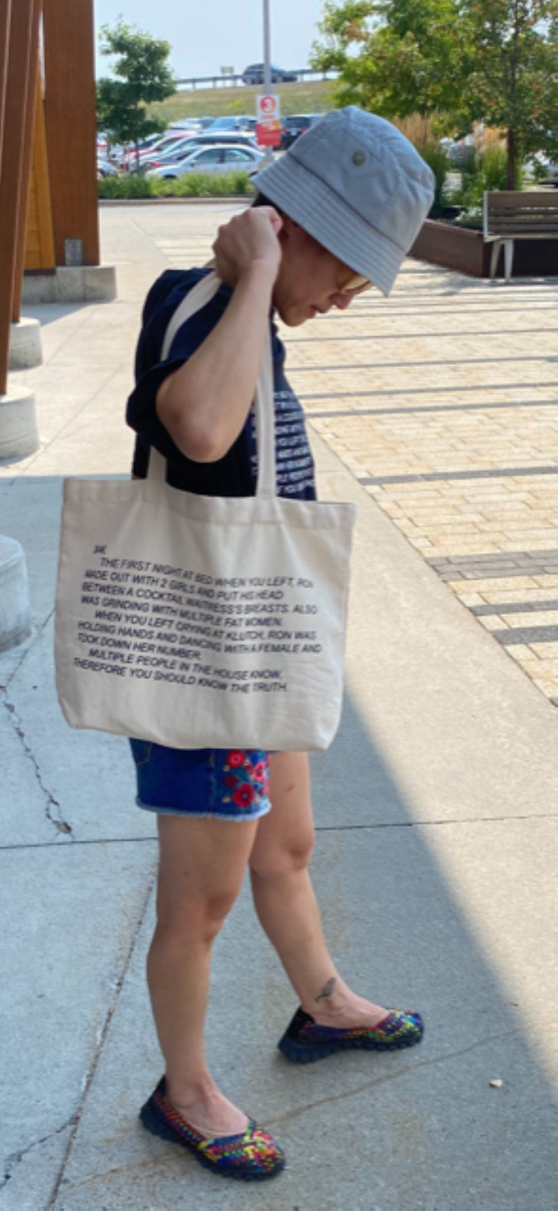 Durable canvas tote bag adorned with the infamous Jersey Shore anonymous note, perfect for fans seeking a practical yet stylish way to carry their essentials.